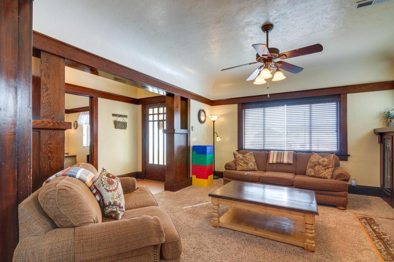 Beautiful Historic Home Near Bryce Canyon! 캐논빌 외부 사진