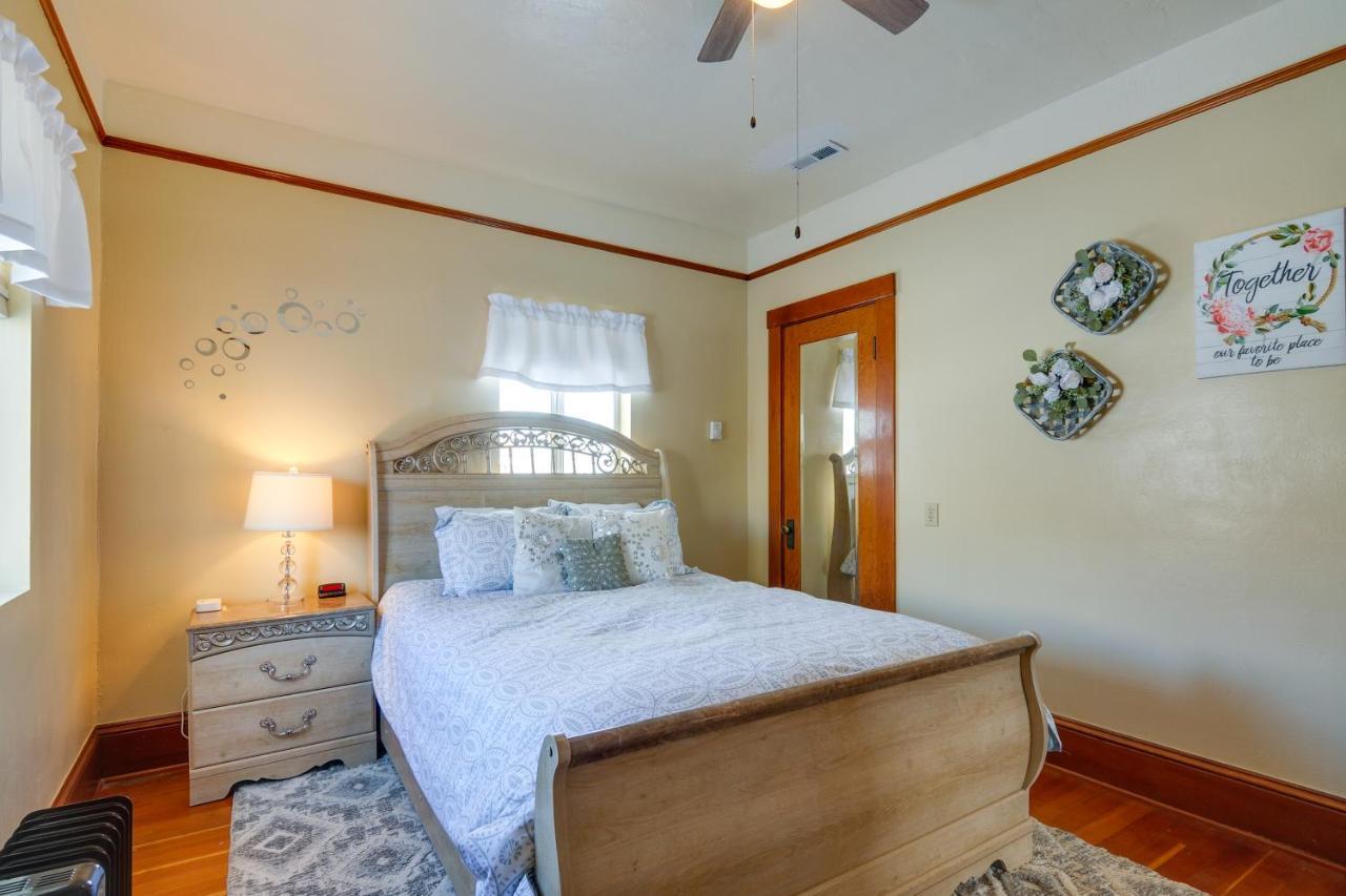 Beautiful Historic Home Near Bryce Canyon! 캐논빌 외부 사진
